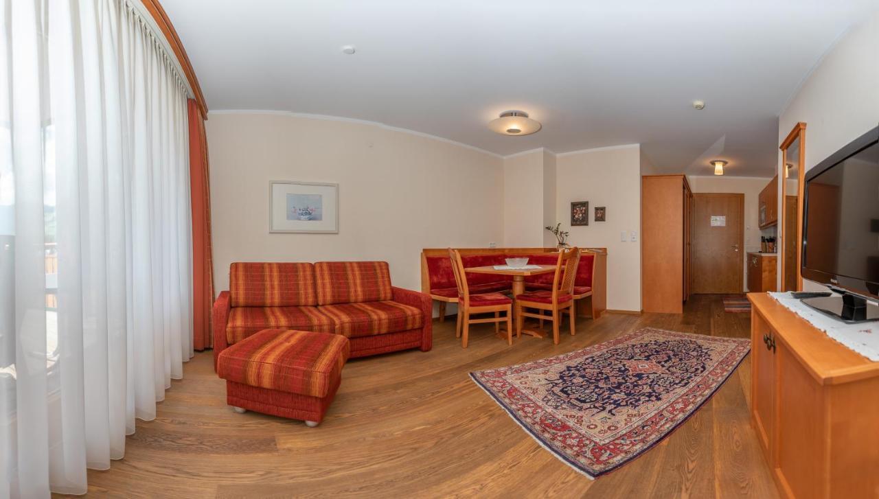 Hotel Garni Elisabeth เซลล์ อัม ซิลลา ภายนอก รูปภาพ