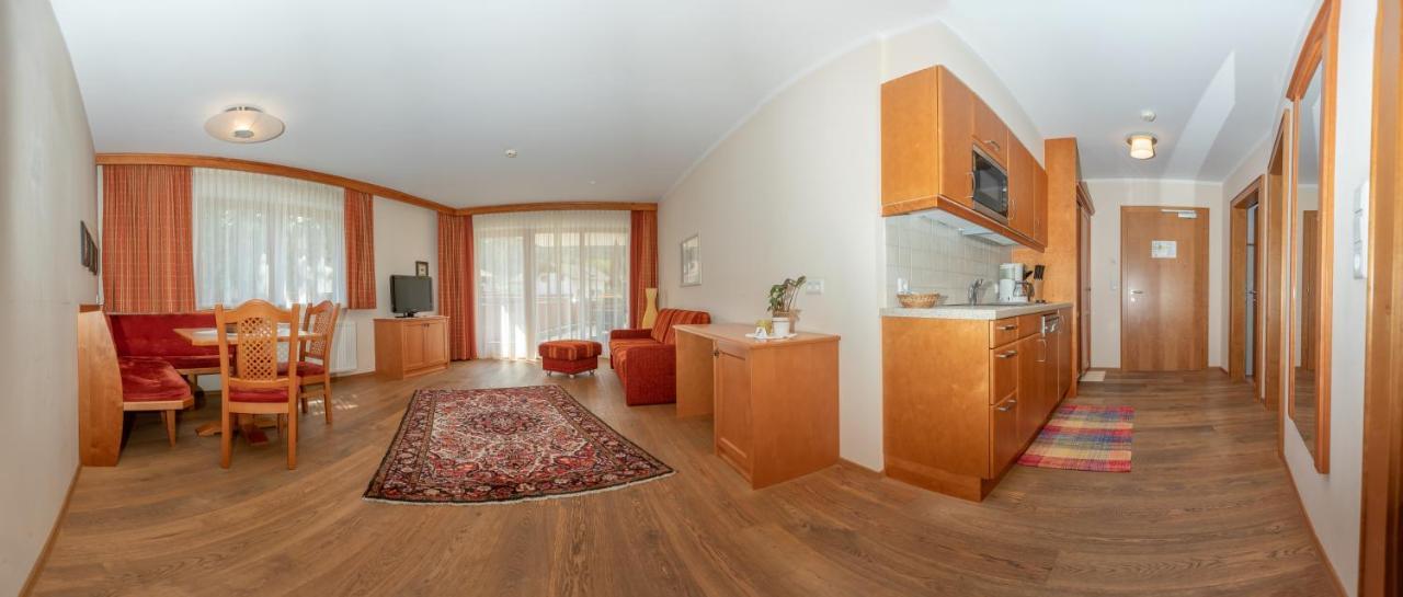 Hotel Garni Elisabeth เซลล์ อัม ซิลลา ภายนอก รูปภาพ