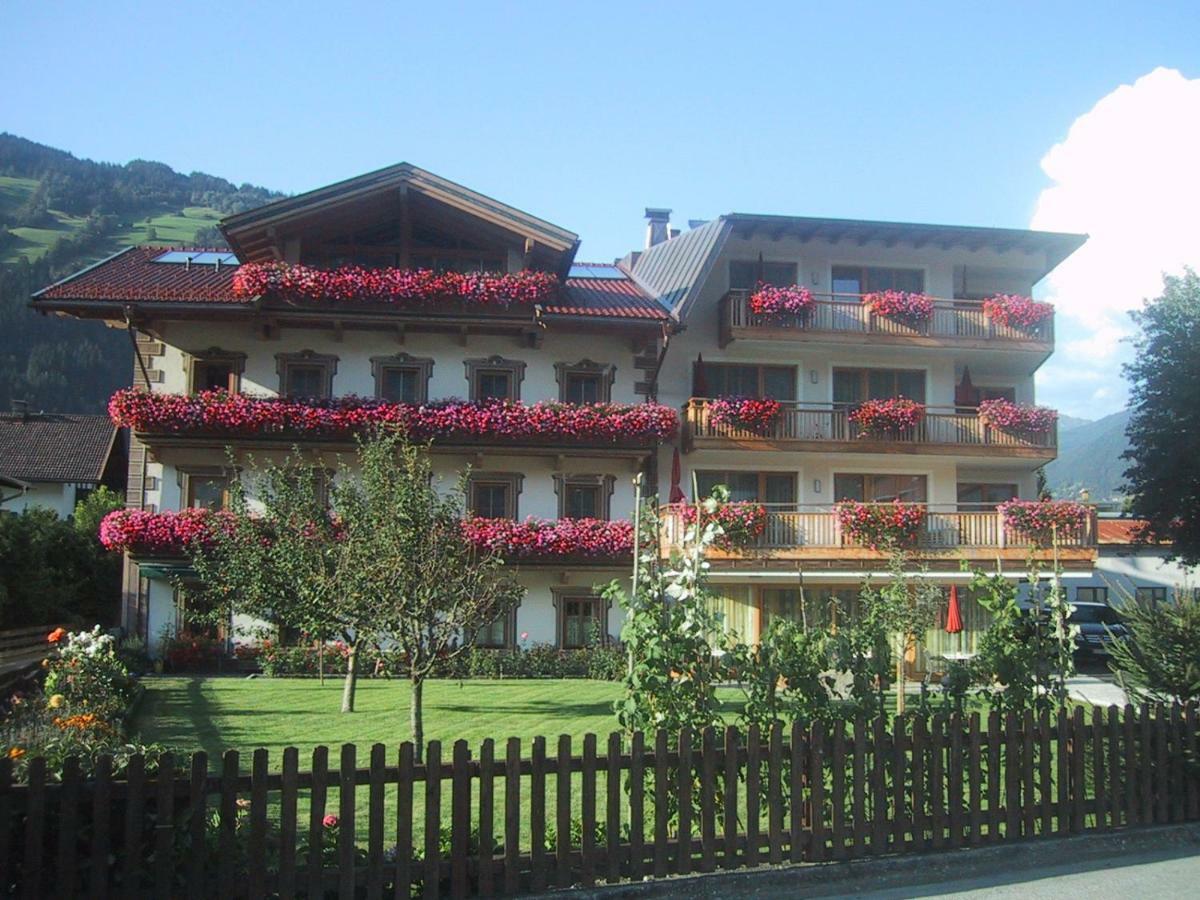 Hotel Garni Elisabeth เซลล์ อัม ซิลลา ภายนอก รูปภาพ
